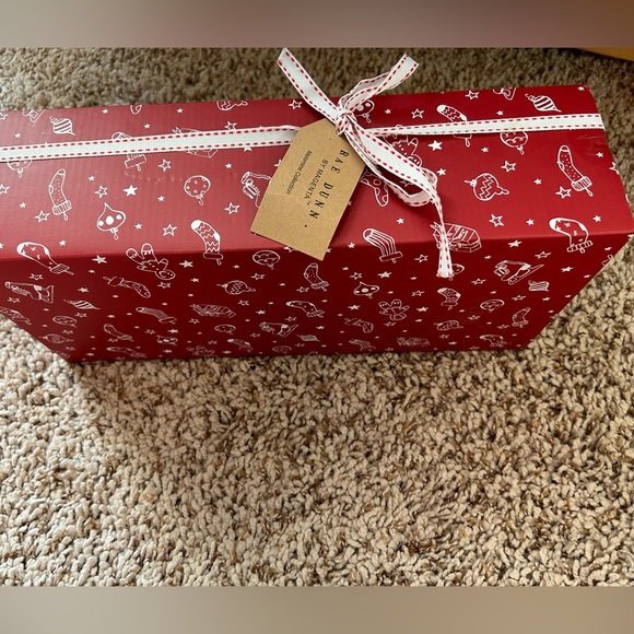 Rae Dunn Christmas Melamine Plate & Tumbler Set - Picture 4 of 6